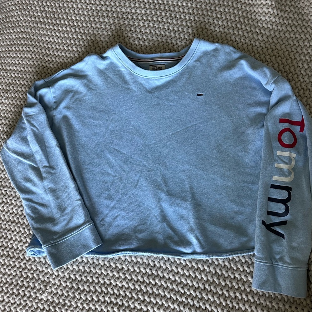 Tommy Hilfiger Light Blue Cropped Sweatshirt